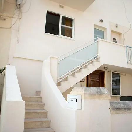 Dom wakacyjny La Casa Sul Mare St Paul's Bay